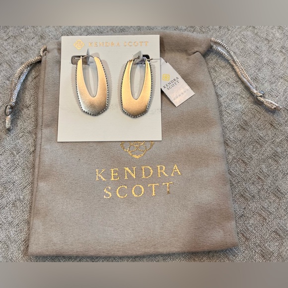 Kendra Scott Jewelry - NWT gorgeous KENDRA SCOTT silver tone Adeline Hoop Earrings with crystal stones